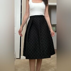 Zara Textured Midi Skirt trendy pleats Size Small